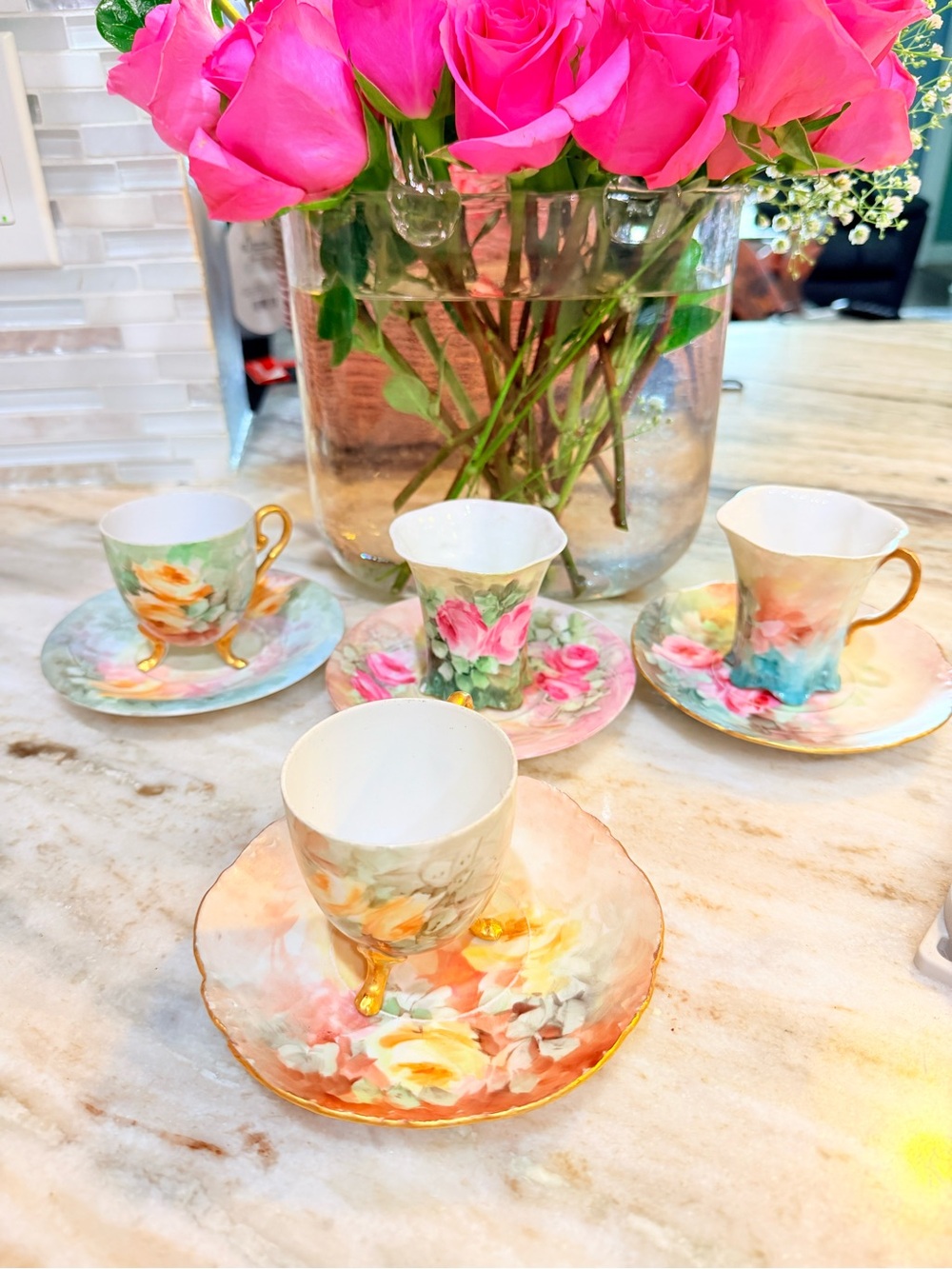 Antique RC Versailles Bavaria 4 Teacup Saucer Sets Hand Painted Roses Germany